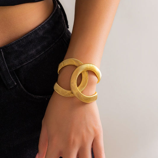 Gold Intertwined Double Ring Bracelet